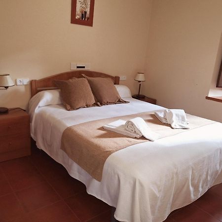 Hostal Rio Duero Molinos de Duero Buitenkant foto